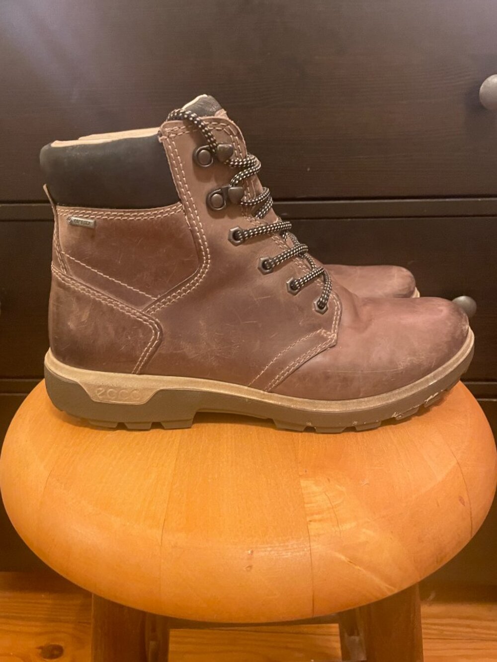 ECCO Gora Mala GTX high cut lace Hiking Boots Gortex boots size 8.5 / 39.5